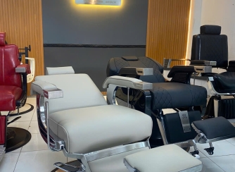 So sánh BA-15 và BA-09: chọn form ghế cho barbershop