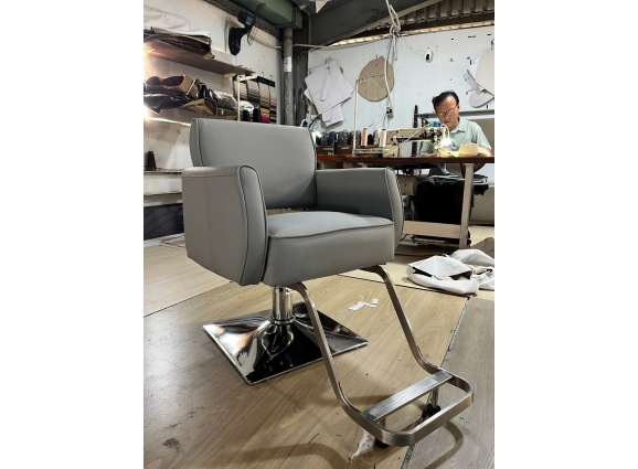 Khách ghé xưởng SNB Furniture | Xem sản phẩm trực tiếp