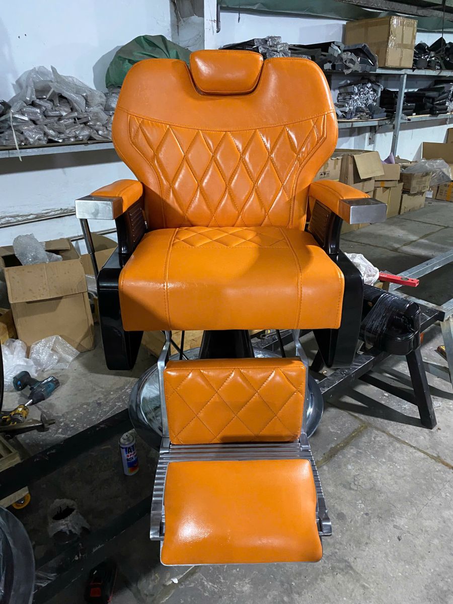 BA-13 xanh và BA-08 cam: phối hai màu ghế barber - hình 2