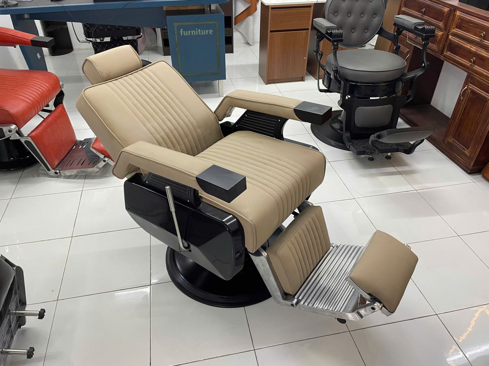 Ghế BA-14 Pro: kiểm tra khi bố trí barbershop - hình 3