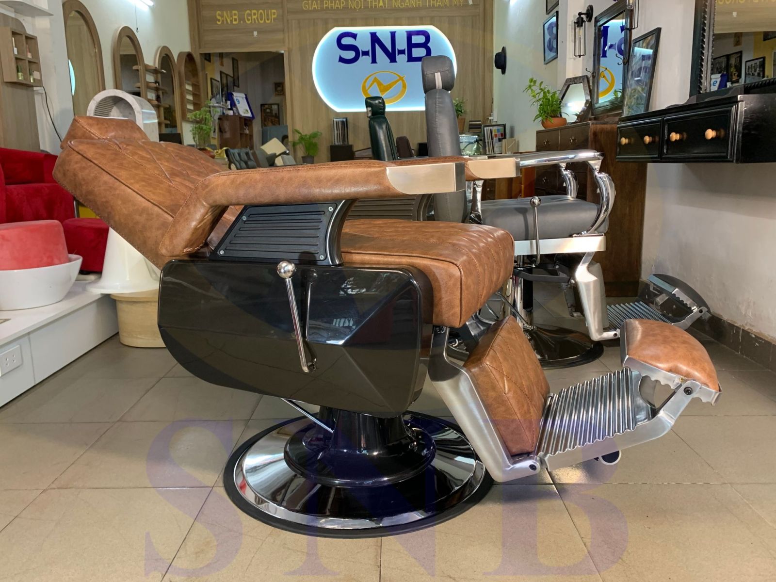 Bộ sưu tập ghế barber SNB: chọn mẫu theo phong cách tiệm - hình 2