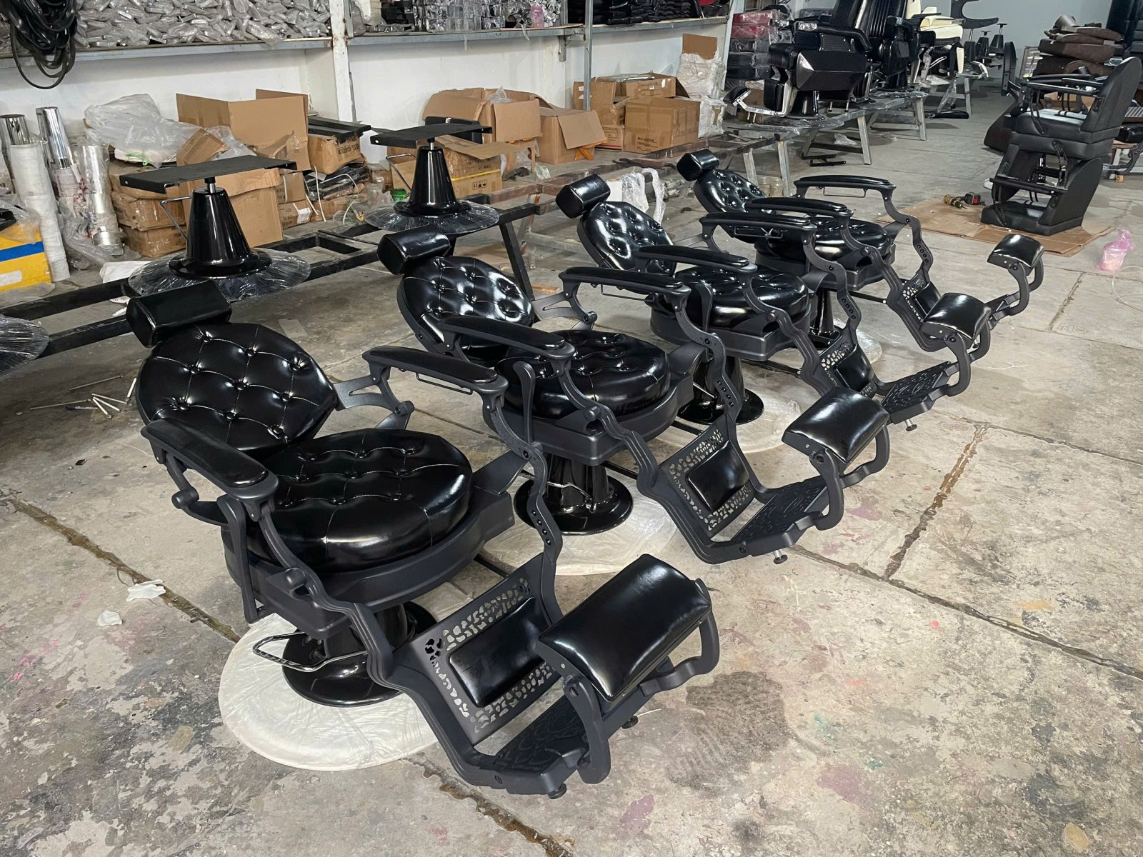 Xưởng ghế cắt tóc nam: kiểm vật liệu trước khi làm lô - hình 3