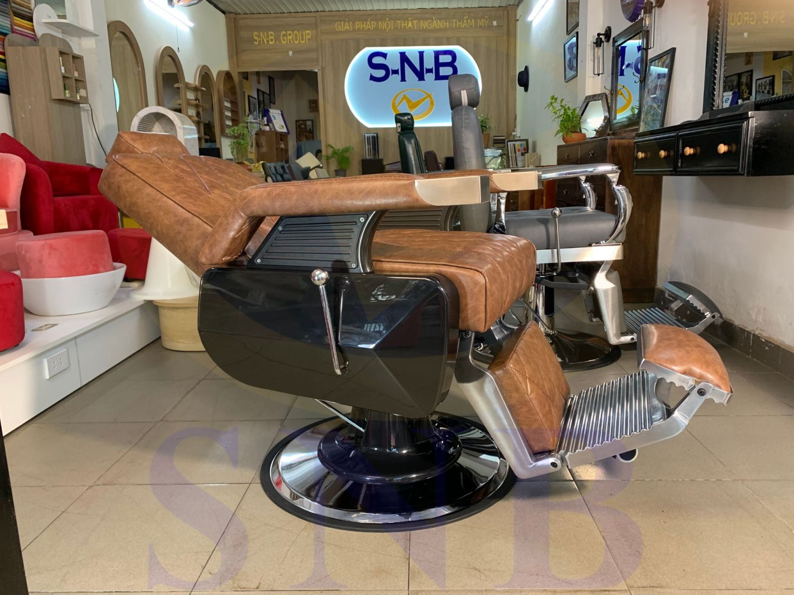 Cách chọn ghế barber: kiểm khung, nệm và cơ cấu - hình 2