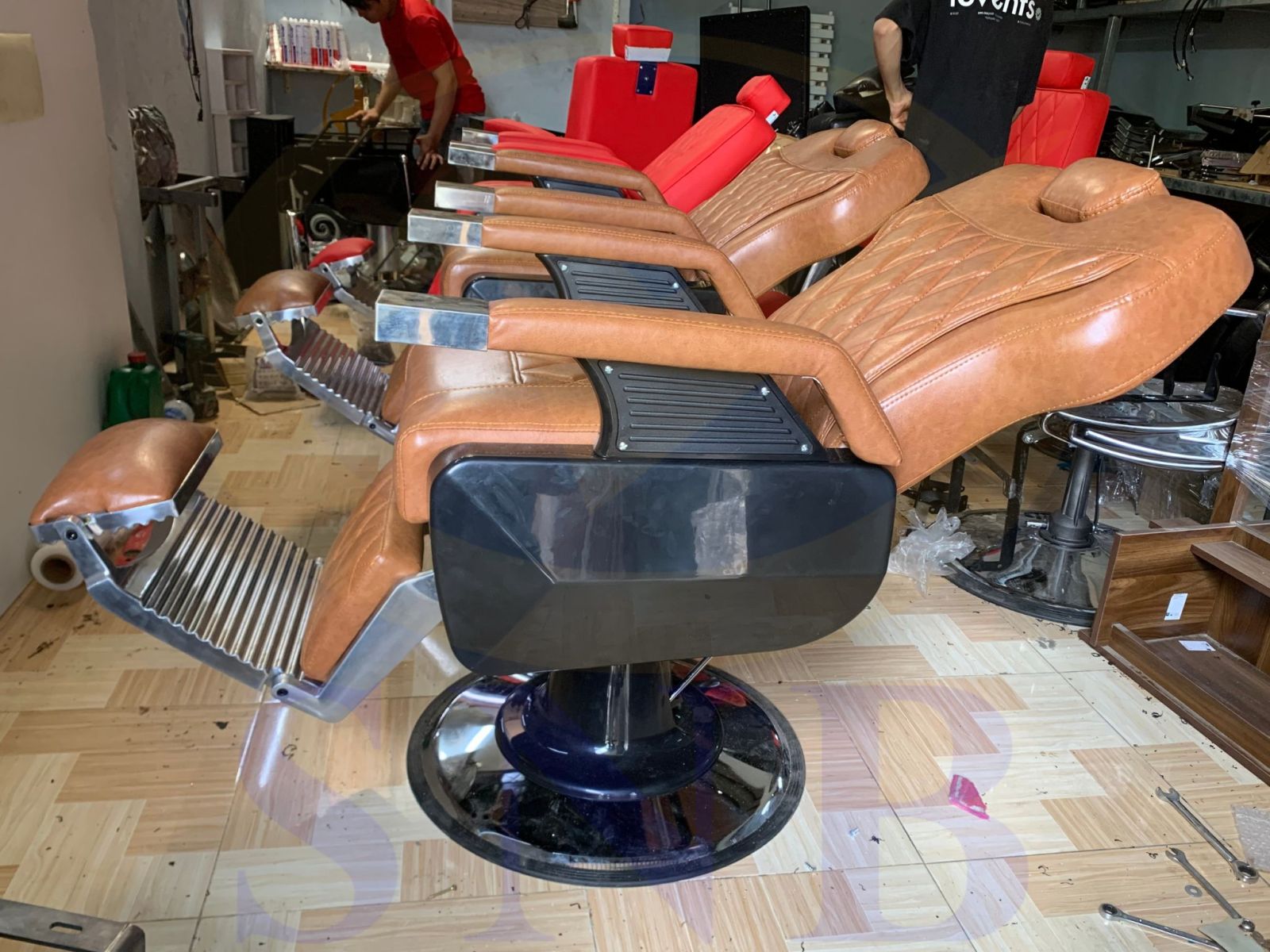 Cách chọn ghế barber: kiểm khung, nệm và cơ cấu - hình 4