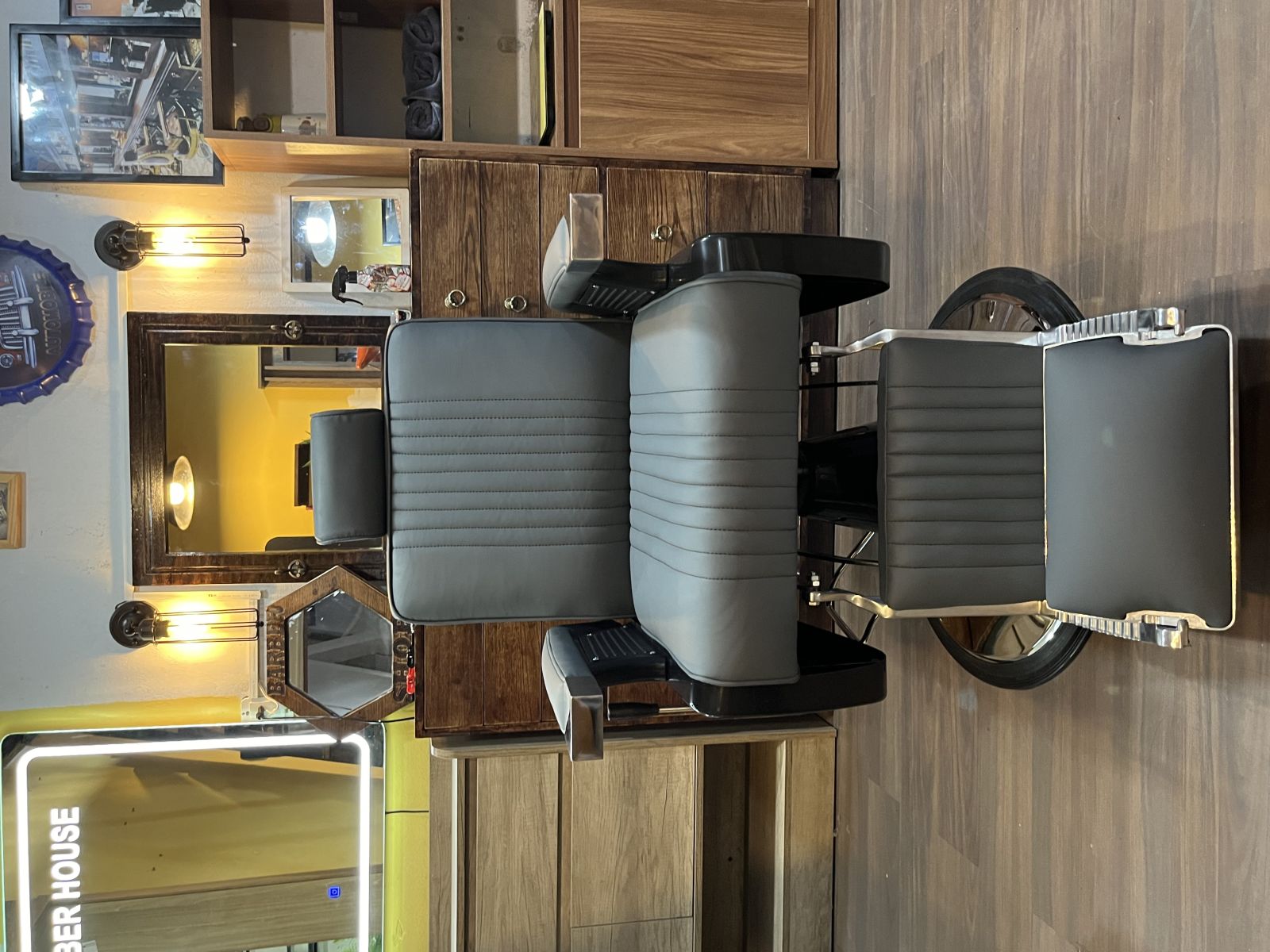 Ghế barber BA-14: phân biệt với BA-14 Pro khi đặt - hình 1