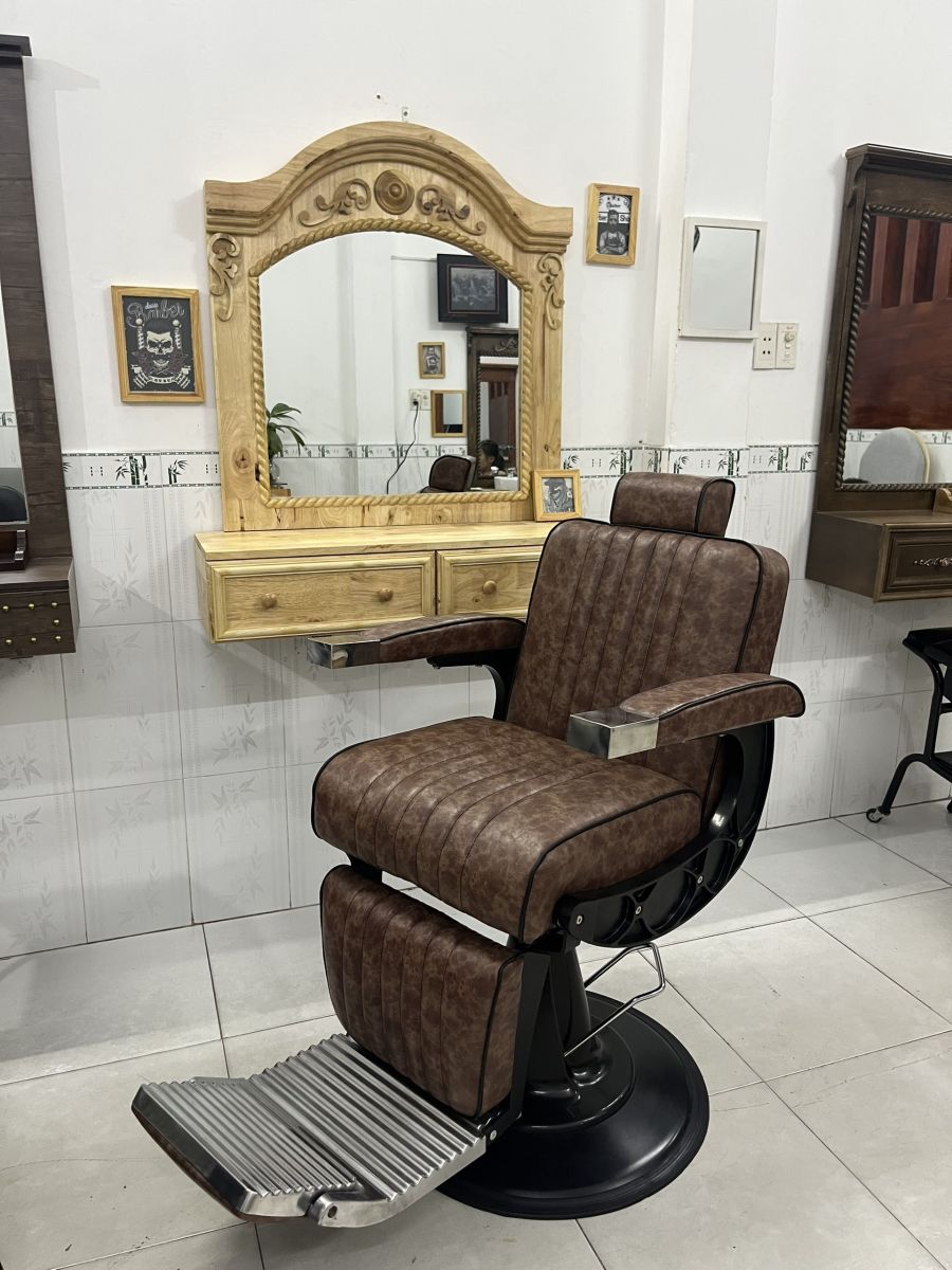 Bộ gương ghế BA-13: phối khu barber theo bản sắc tiệm - hình 1